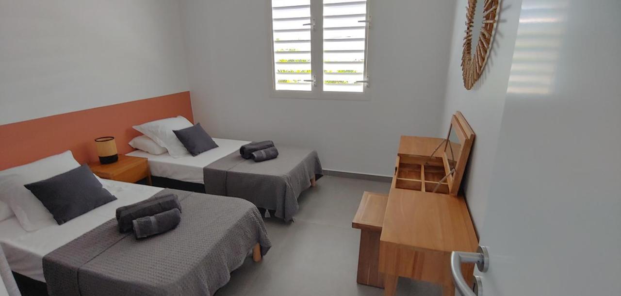 Villa Fleur De Goyave - Tres Bien Ventilee - Vue Degagee Saint-Francois  Eksteriør billede
