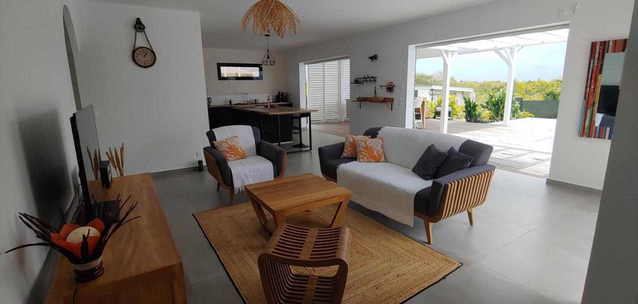 Villa Fleur De Goyave - Tres Bien Ventilee - Vue Degagee Saint-Francois  Eksteriør billede